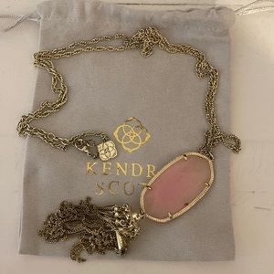 Kendra Scott necklace